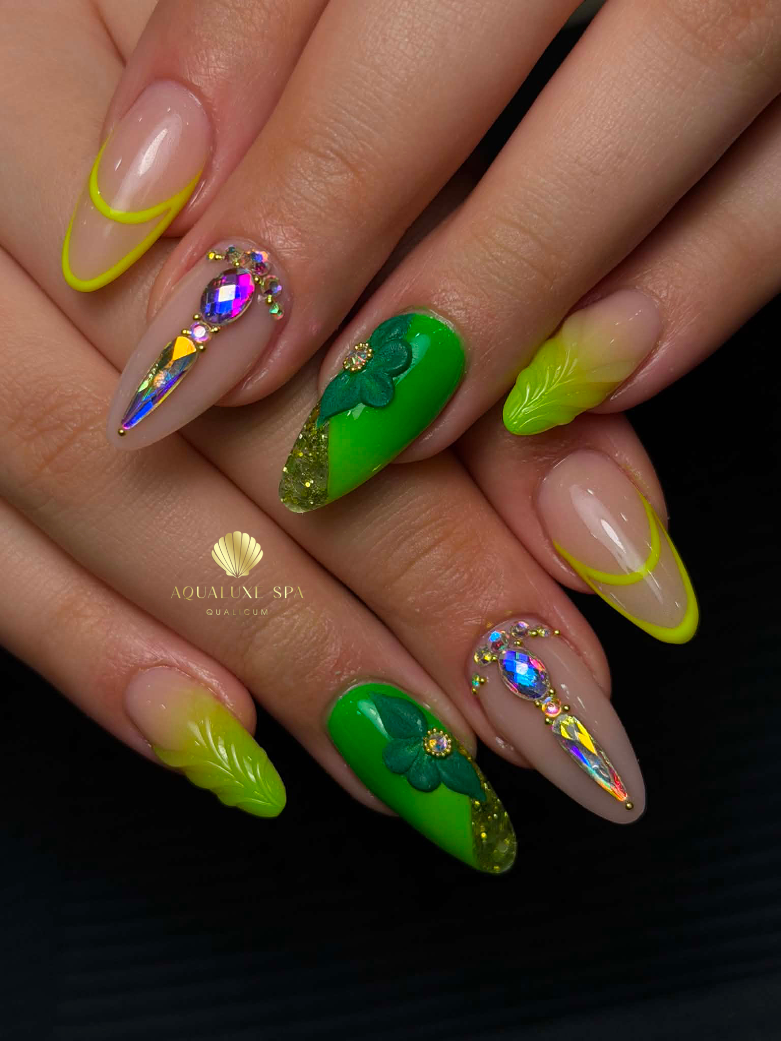 Nail art photo 11