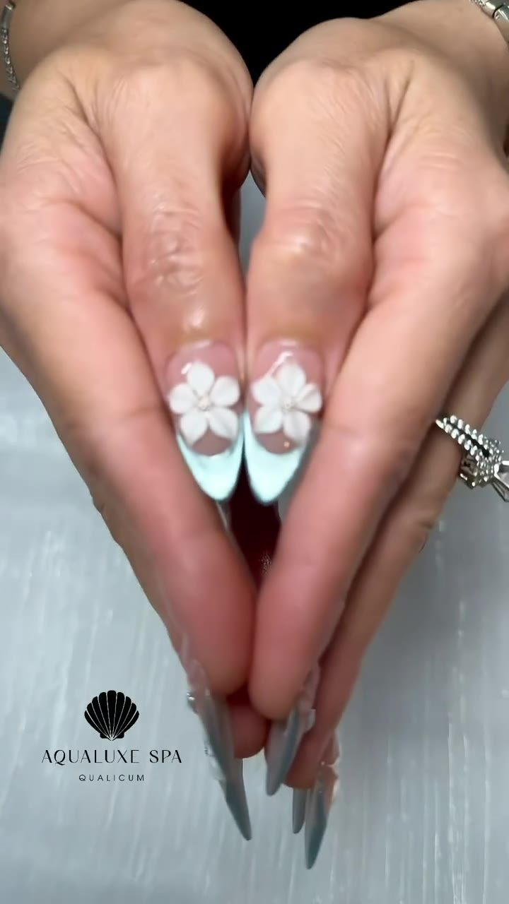 Preview of AqualuxeNailsSpa video 5